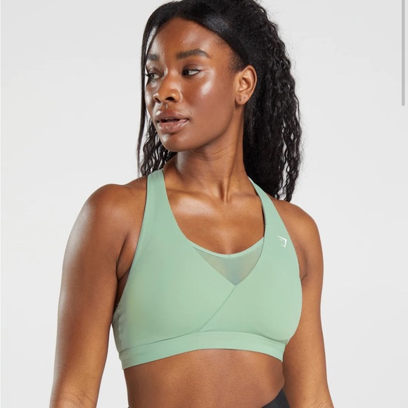 Gymshark Crossover Sports Bra - Picture 4 of 8